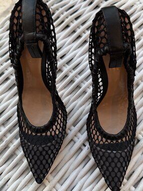 Gianvito Rossi Alisia 105 Black Fishnet Pumps